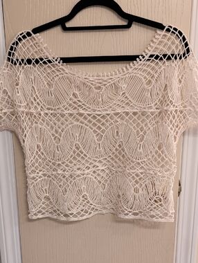 Solutions Beachy Boho Crochet Lace Short Sleeve Crop Top 100% Cotton - Size L